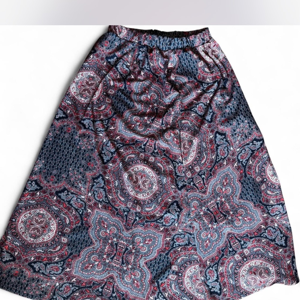 SHEIN A-Line Skirt with Blue and Pink Paisley